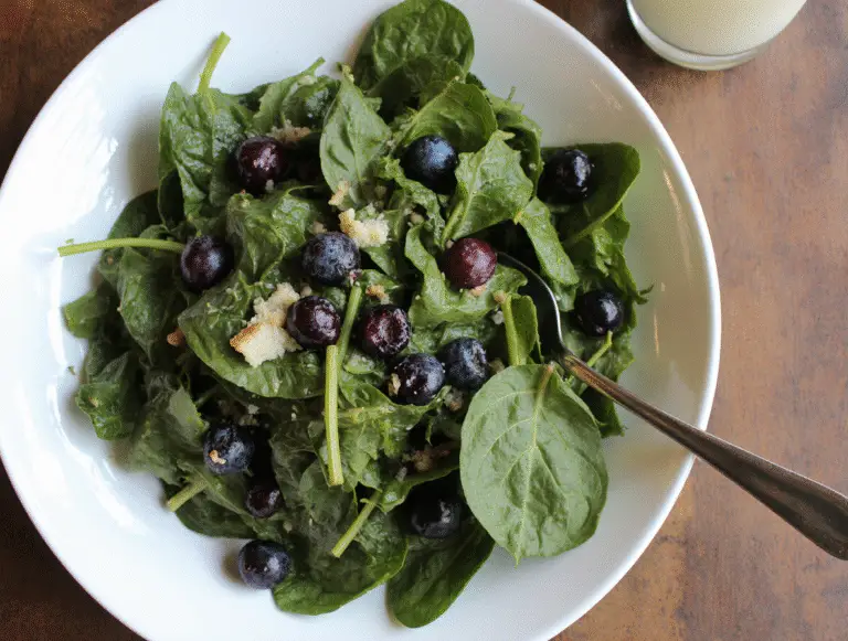 How to Make the Perfect Spinach Blueberry Salad: A Foolproof Guide